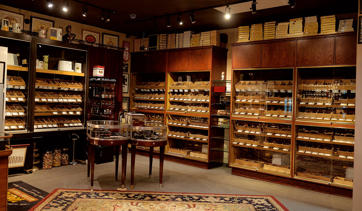 The specialized Habanos network grows in the Canadian market